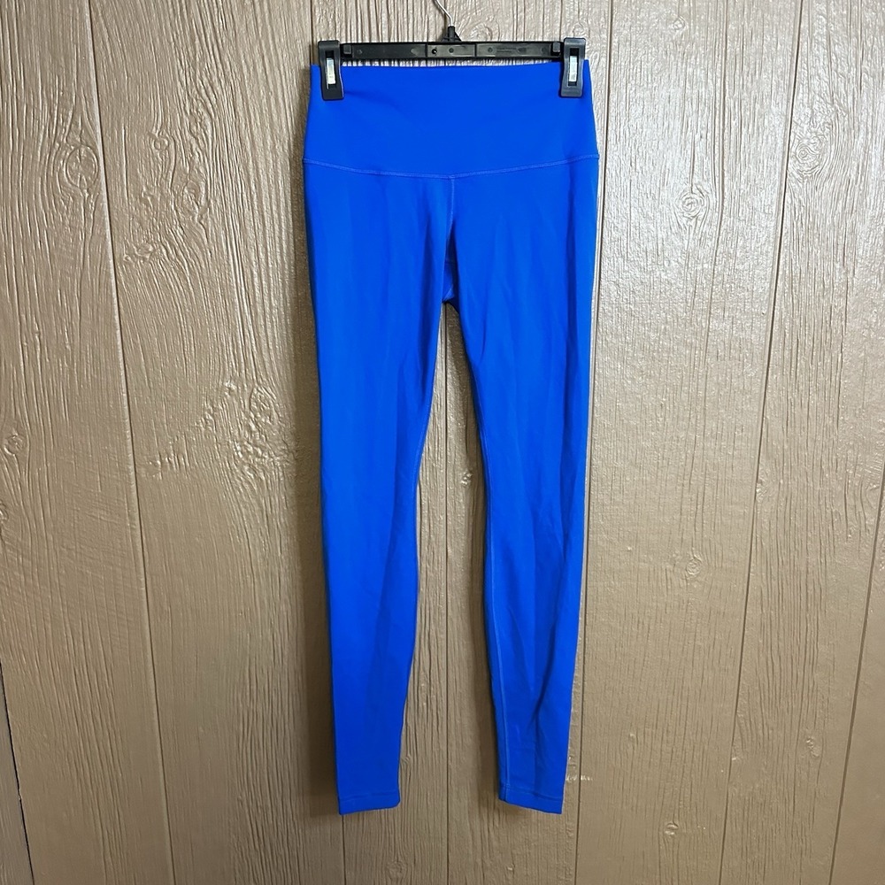 Lululemon Base Pace High-Rise Tight 30" Size 4 💙 Blazer Blue Tone Athletic